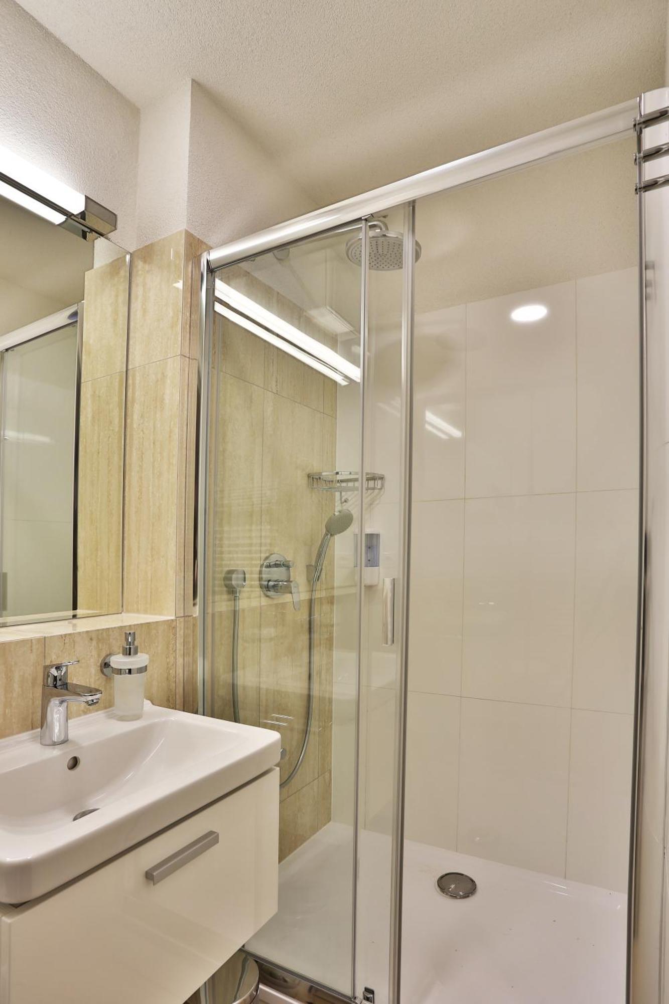 Vip Apartments Bratislava Bilik gambar
