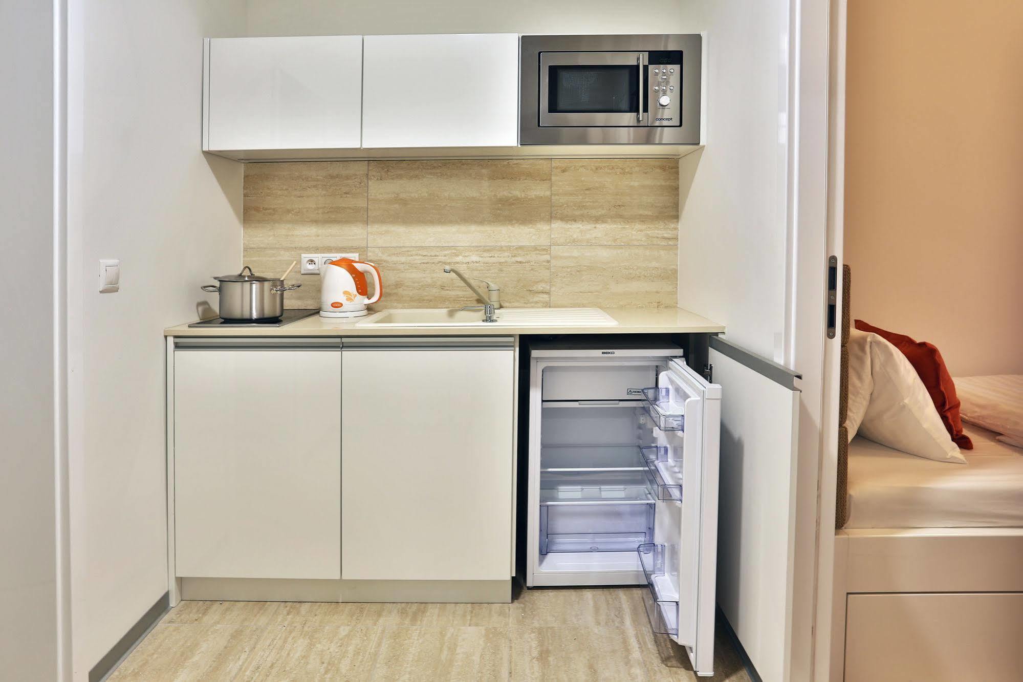 Vip Apartments Bratislava Luaran gambar